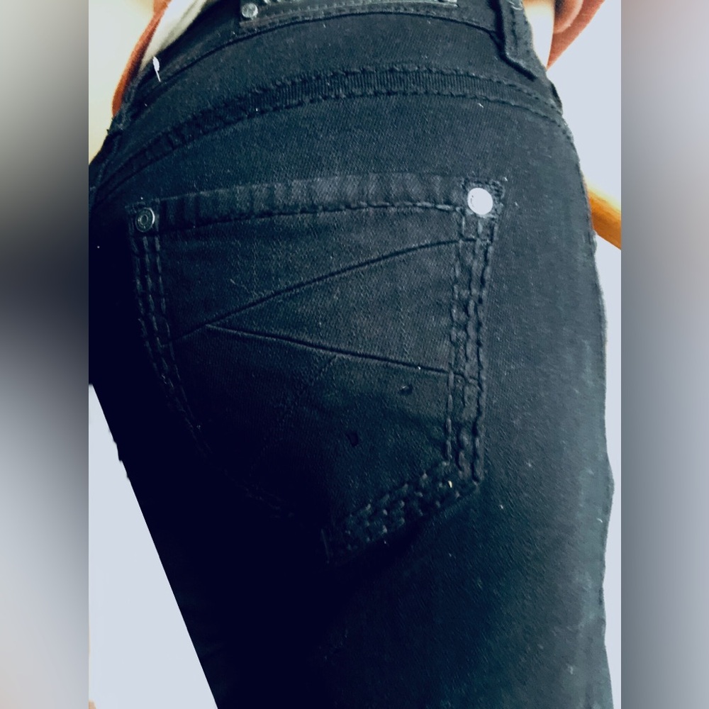 Rock & Roll Cowgirl Rival Low Rise Bootcut Black Jeans 27